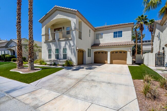 Foto del edificio - Rhodes Ranch Luxury Home with Pool