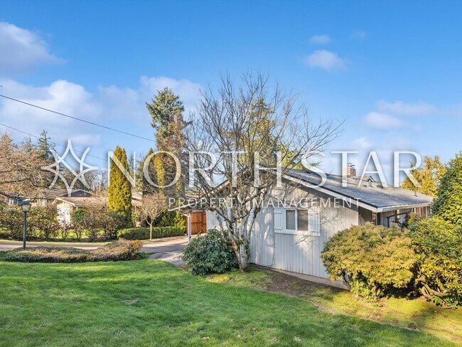 Foto del edificio - Fully Remodeled Daylight Ranch in Hallanan Neighborhood