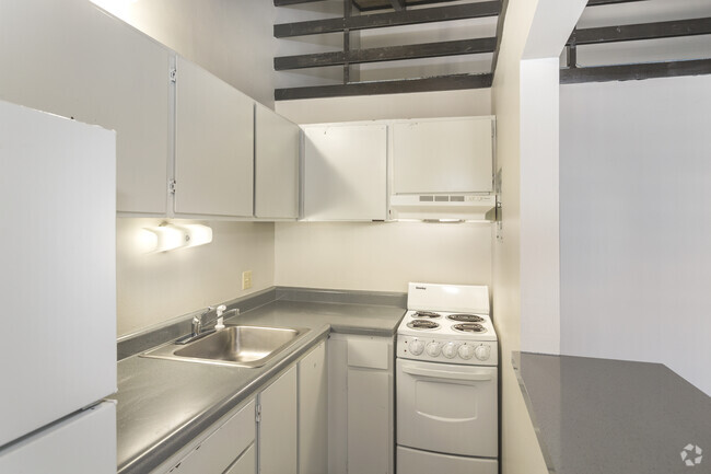 Remodeled with loft kitchen - Parkwood Place