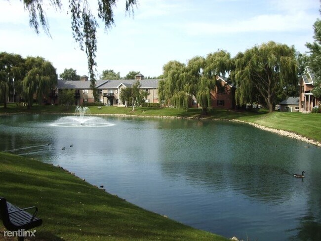 Building Photo - 2 br, 1 bath Condo - 1543 Raymond Drive #102
