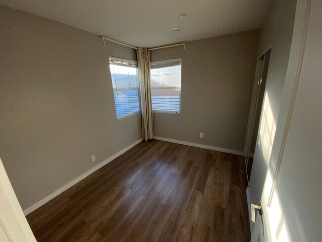 Foto del edificio - 5708 Colfax Ave