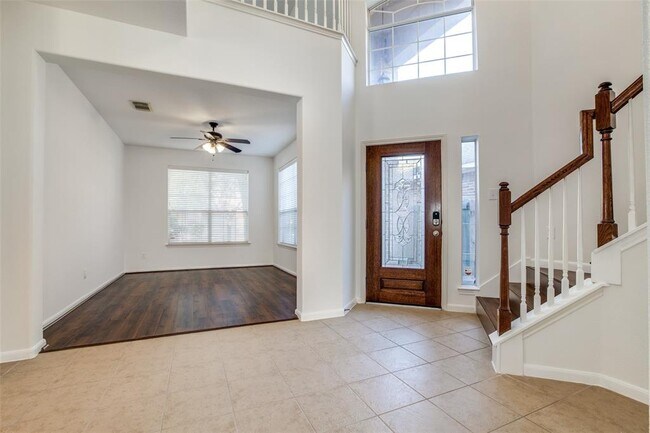 Building Photo - 6427 Richland Hills Dr