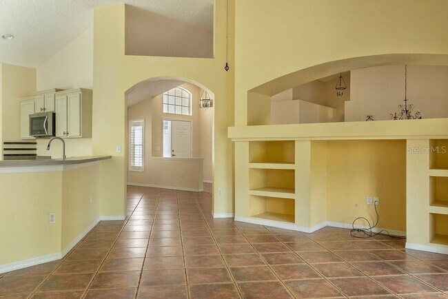 Building Photo - 1407 Whispering Woods Way