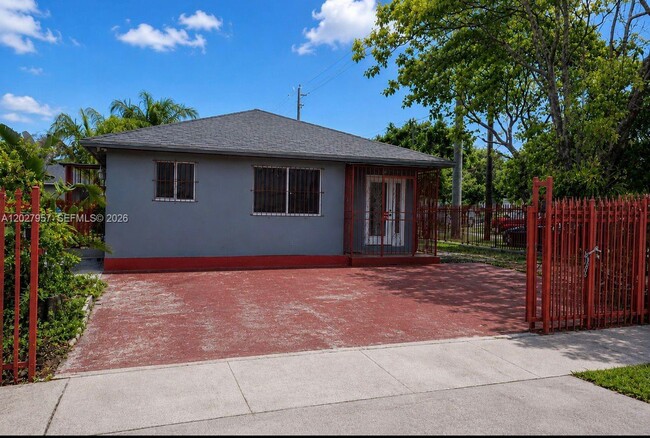 Foto del edificio - 4952 NW 21st Ave