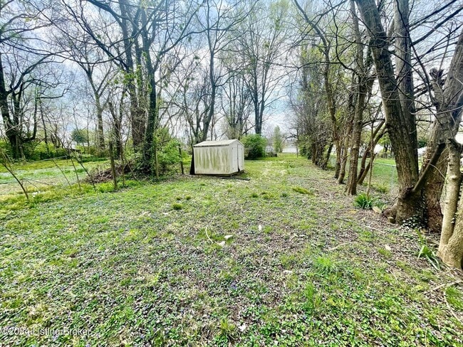 Building Photo - 4144 Greenwood Ave