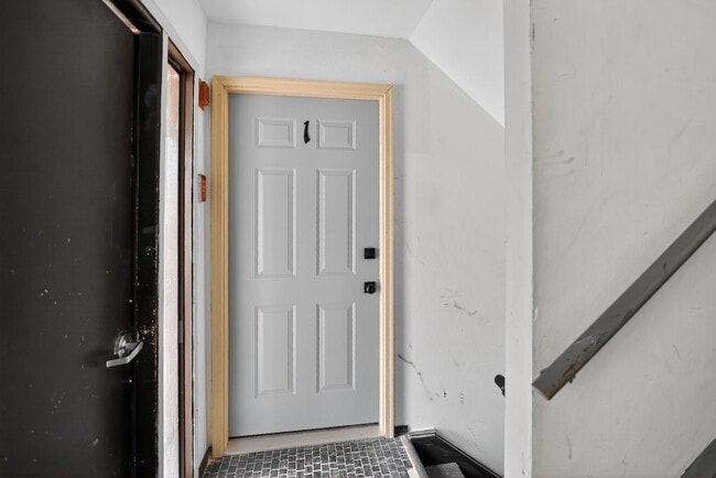 Building Photo - 3722 W Karstens Dr