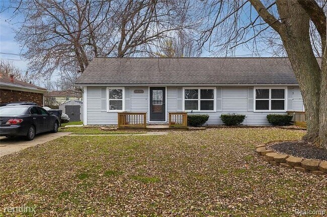 Foto del edificio - 2 br, 1 bath House - 39191 Jefferson Ave