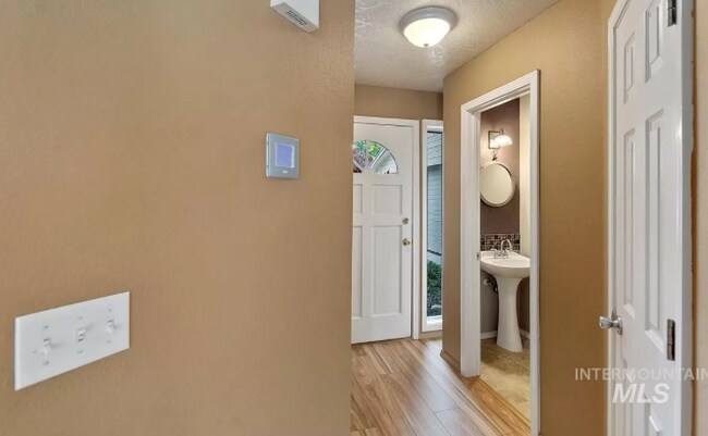 entrance - 6929 W Irving Ln