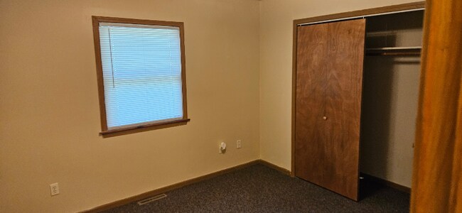 Foto del edificio - 1506 Red Oak Dr