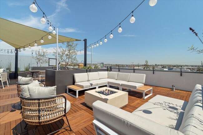 Foto del edificio - 8835 Reading Ave