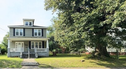 Building Photo - 1807 Springfield Ave