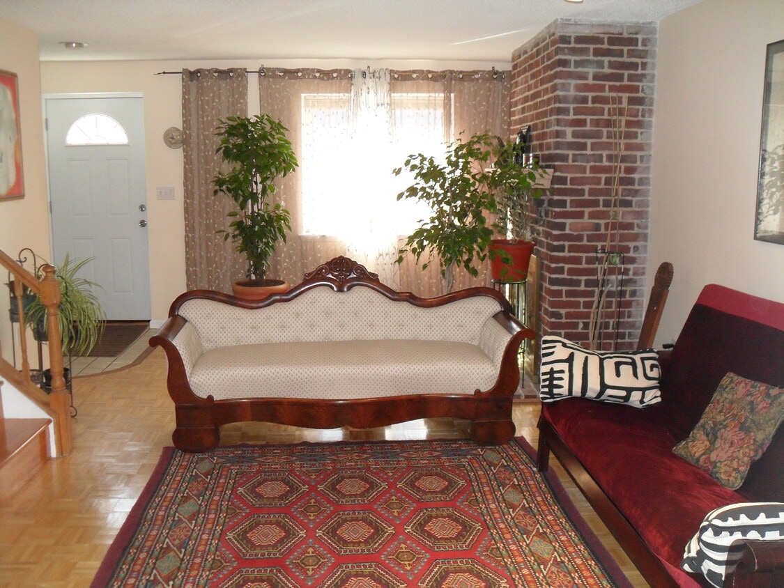 5 Gooseneck Ln Unit 1, Swampscott, MA 01907 Condo for Rent in