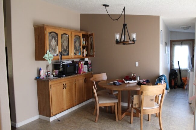 Building Photo - 96 E Bonanza Pl