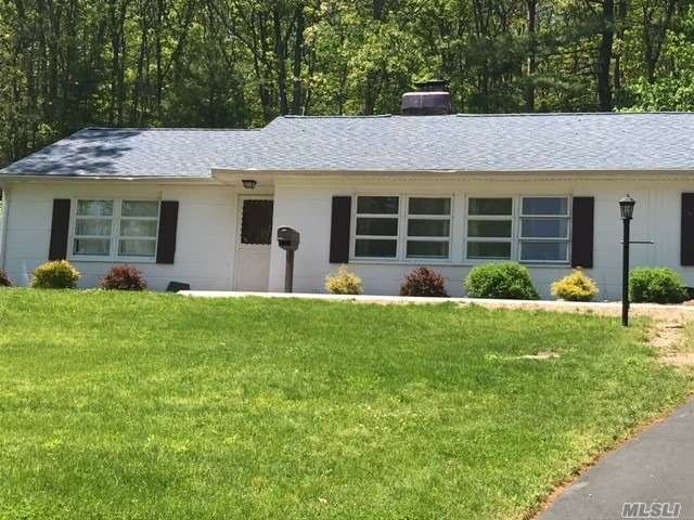 Primary Photo - 34 Piermont Ct