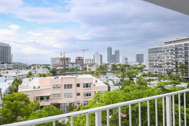 Photo - 6900 Bay Dr (Miami Beach, FL) Apartment