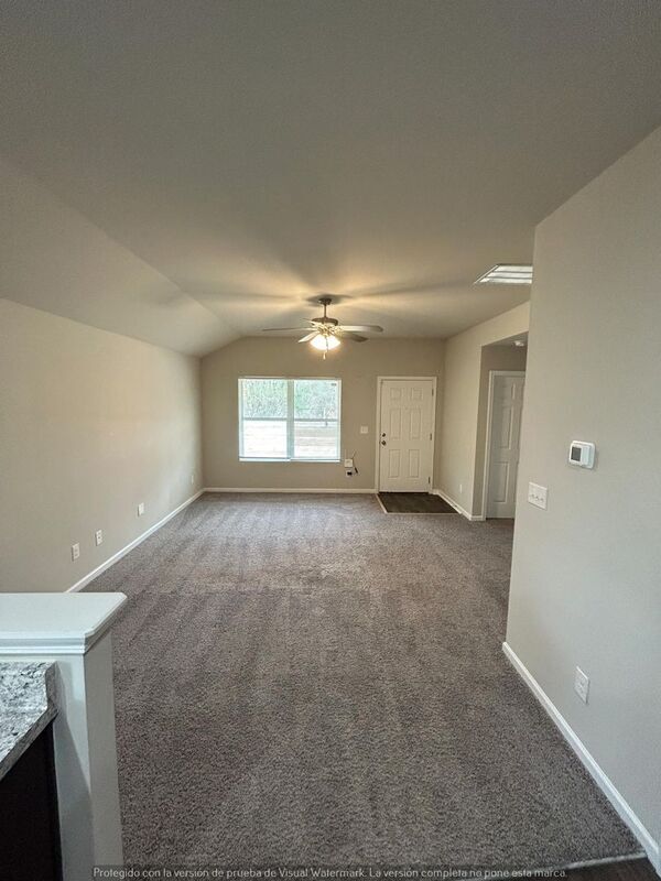 Building Photo - 389 Ragland St