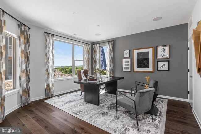 Building Photo - 3210 Birchview Walk