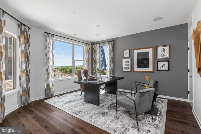 Foto del edificio - 3210 Birchview Walk