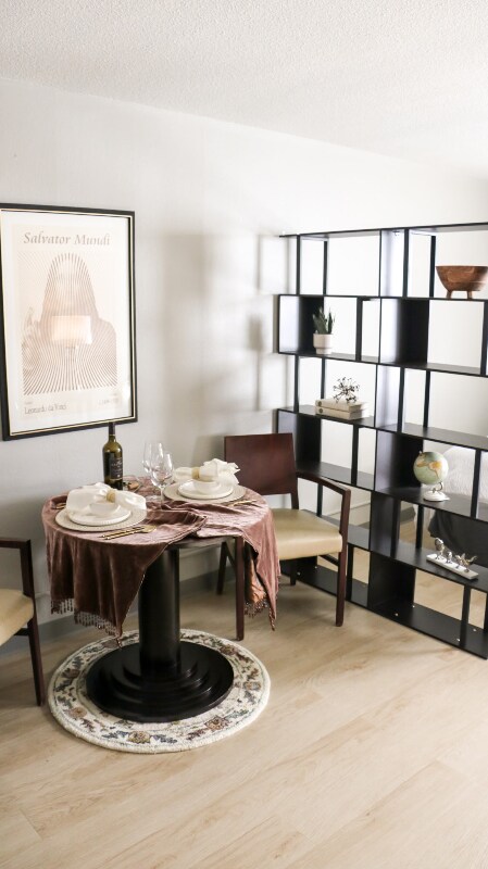 Foto del edificio - 6175 W Grand Ave