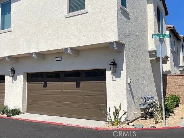 Primary Photo - 5261 Aster Wy
