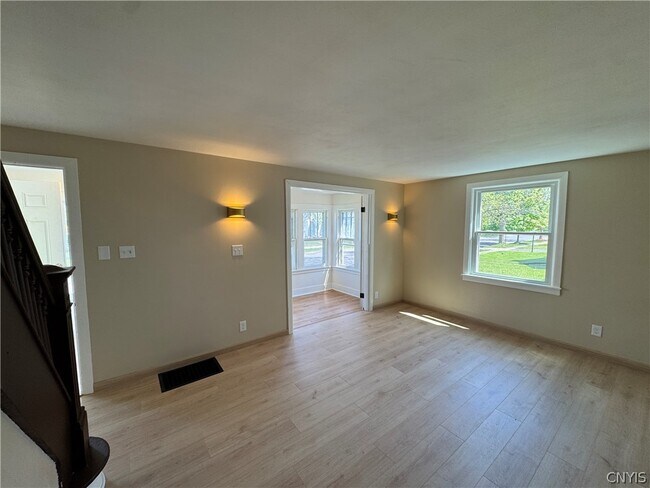 Building Photo - 423 Wendell Terrace