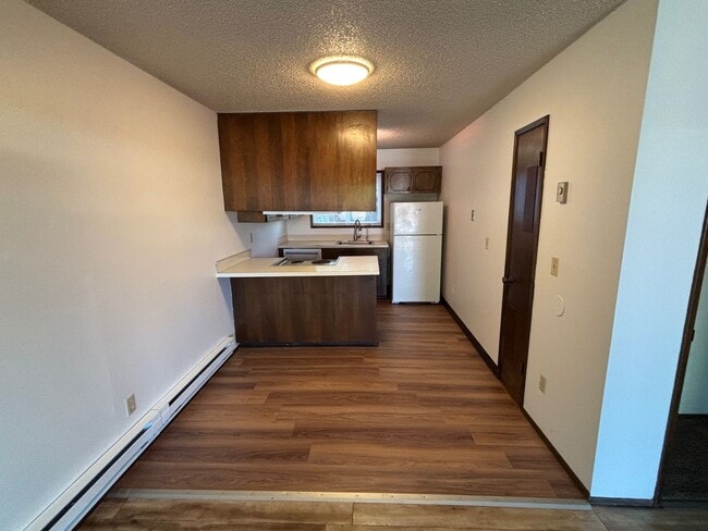 Photo - SE 49th and Hawthorne Blvd Apartment