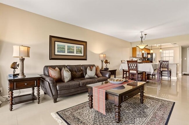 Foto del edificio - 605 Oaks Dr