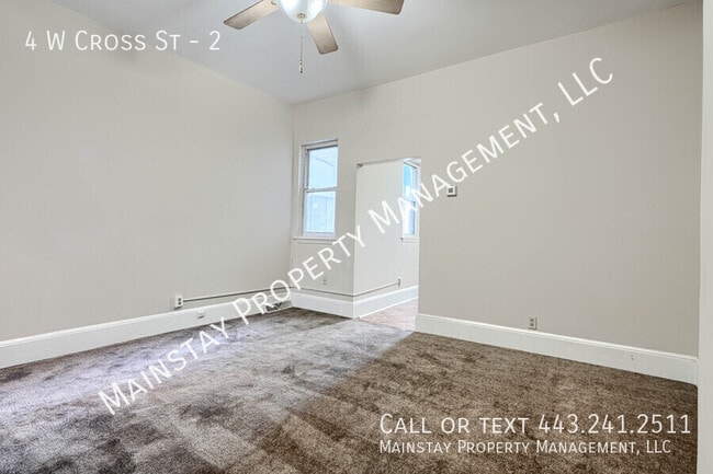 Building Photo - 4 W Cross St