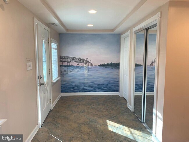 Foto del edificio - 781 Powhatan Beach Rd