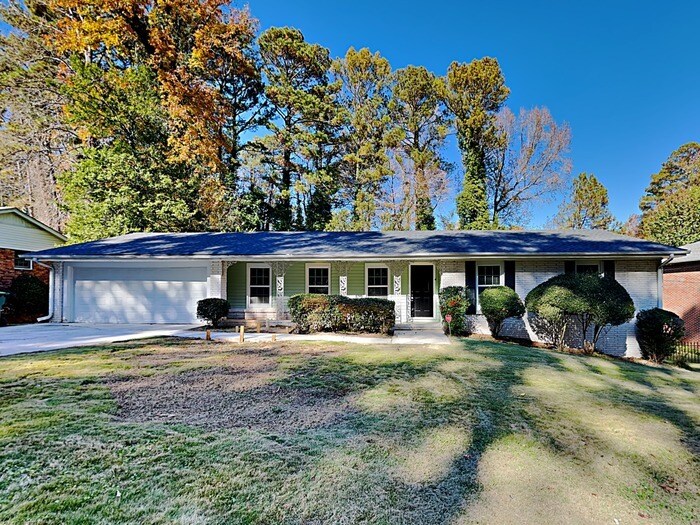 Primary Photo - $1000 OFF!! Wonderful 3 Bedroom Home locat...