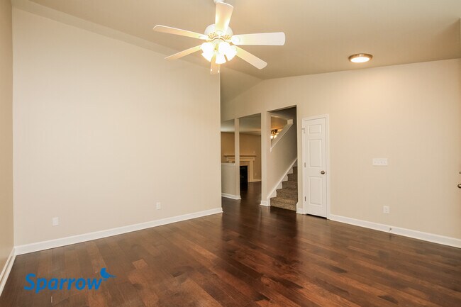 Foto del edificio - 2524 Captains Watch Road Northeast