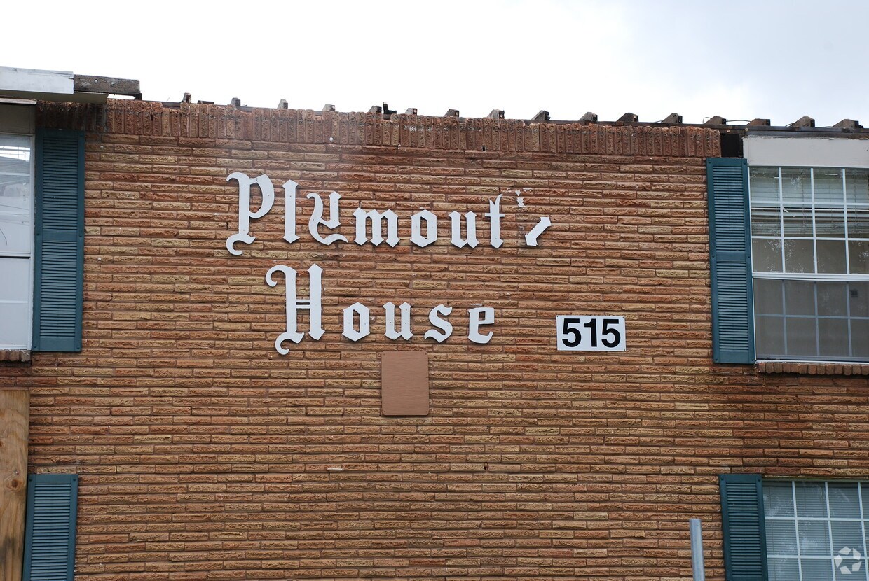 Foto del edificio - Jim Qualia 9/26/2007 - 515 N Plymouth Rd