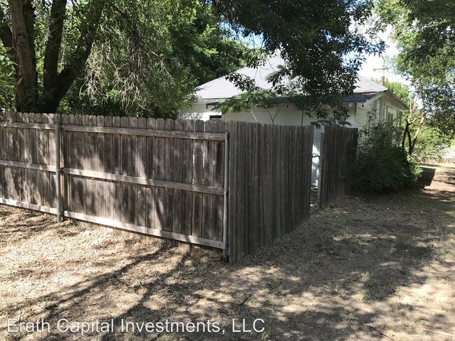 Building Photo - 2 br, 1 bath House - 125 Reta Avenue