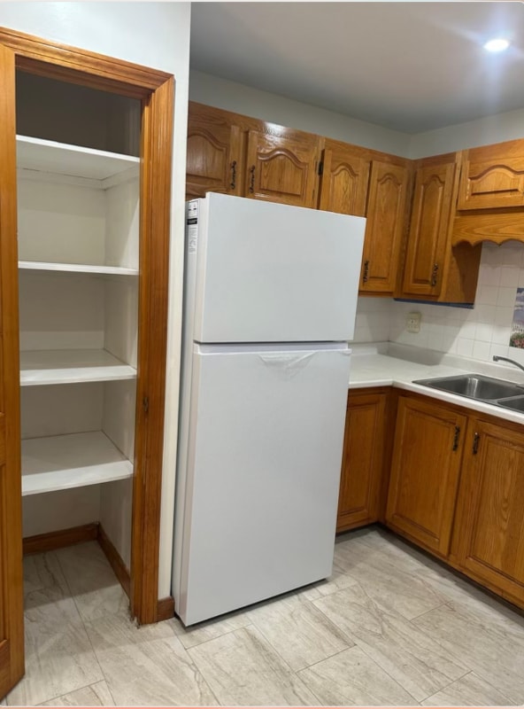 Building Photo - 22 Pleasant St