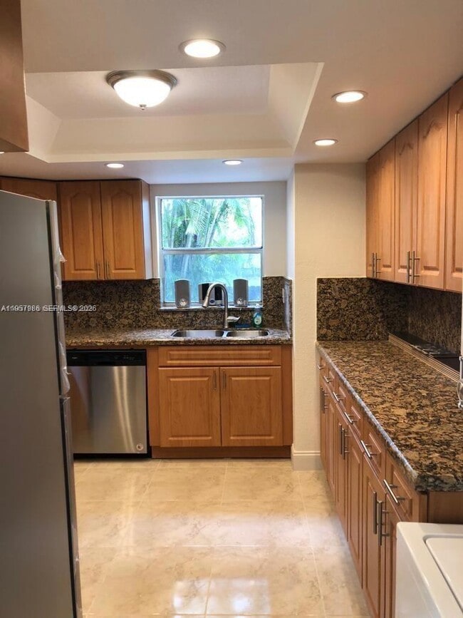 Building Photo - 11220 SW 67th Terrace