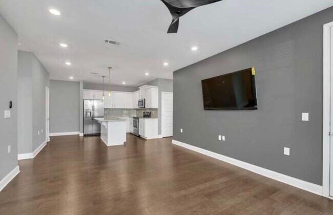 Foto del edificio - 1000 Vintage Green Ln