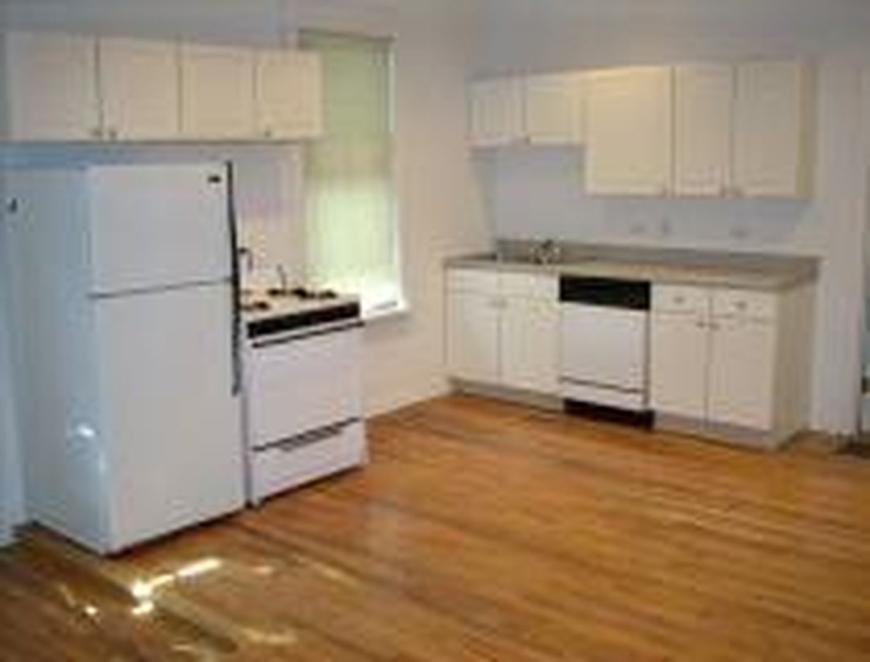 Foto del edificio - 2 bedroom in Chicago IL 60657