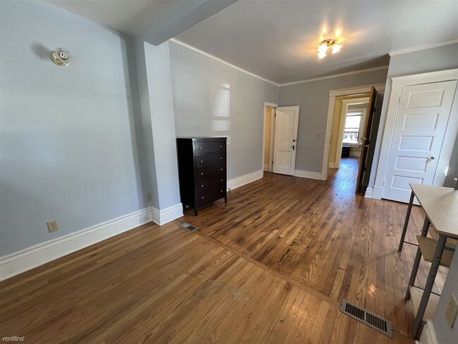 Building Photo - 12 br, 4 bath House - 1102 Prospect St