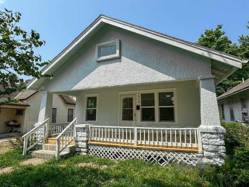 Primary Photo - 1316 S 36th St