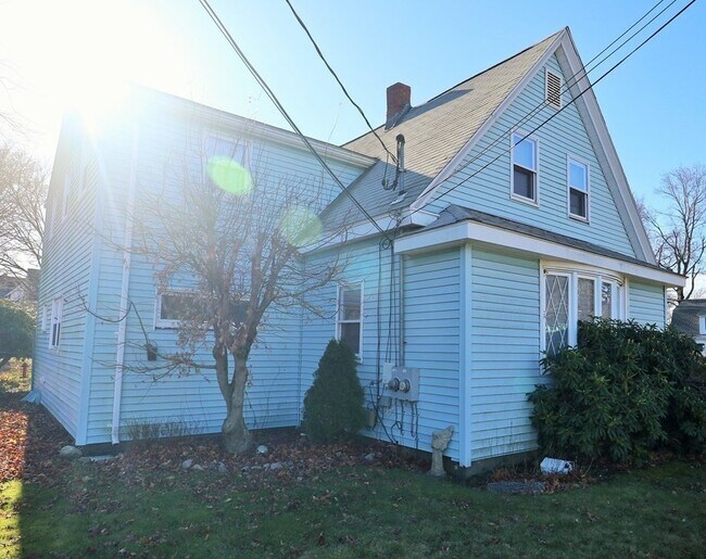 Building Photo - 285 Old S Ave