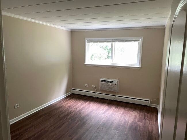 Building Photo - 1307 College Ave