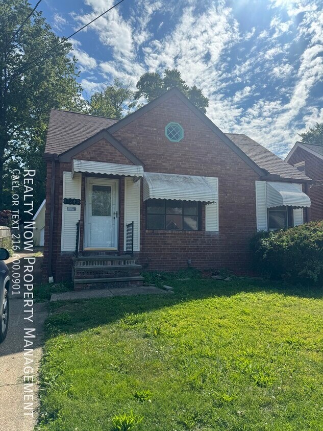 Foto principal - 11749 Arden Ave