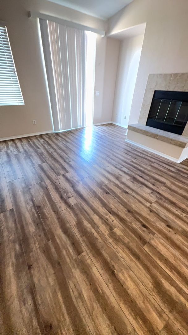 Foto del edificio - 3 BEDROOM VICTORVILLE HOME