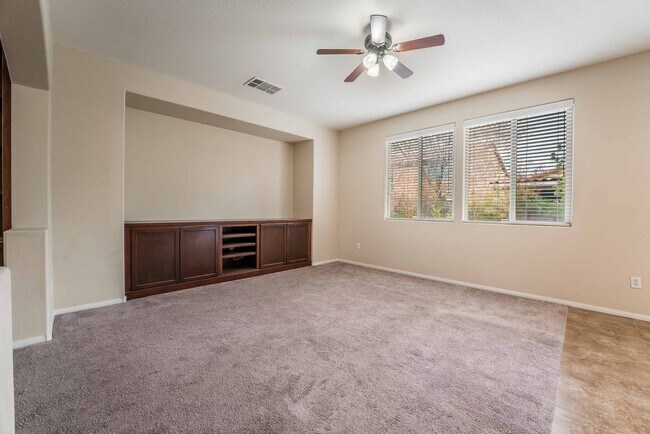 Building Photo - Charming Home in North Las Vegas!