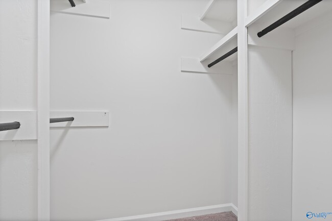 Foto del edificio - 2031 Woodlawn Dr SW