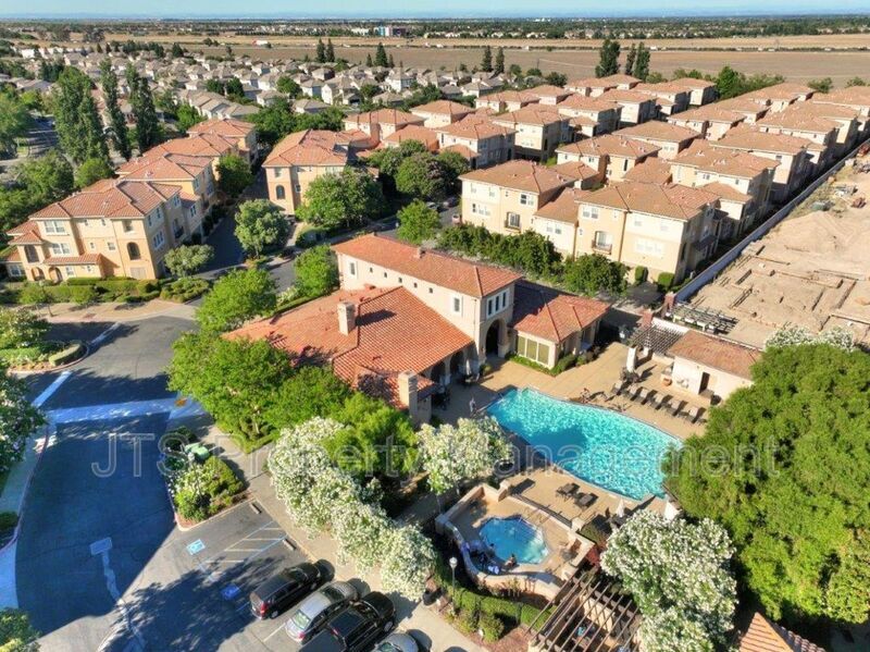 Primary Photo - 4800 Westlake Pkwy