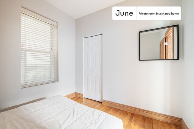 Building Photo - Room in Shared 4 bed/2 bath home