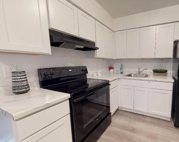 Foto del edificio - 6 Randolph Ln