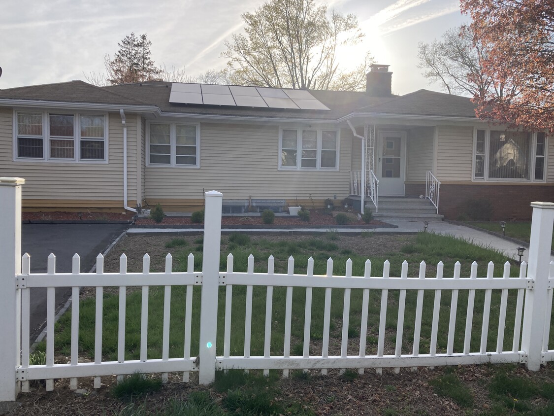 Primary Photo - 535 Wigwam Ln