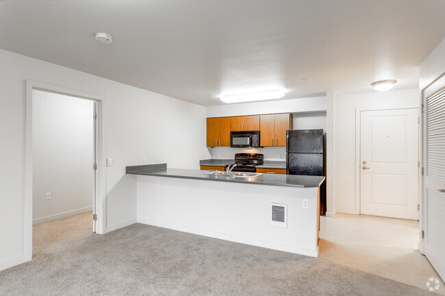 2BR, 2BA - 905 SF - Polaris at North City